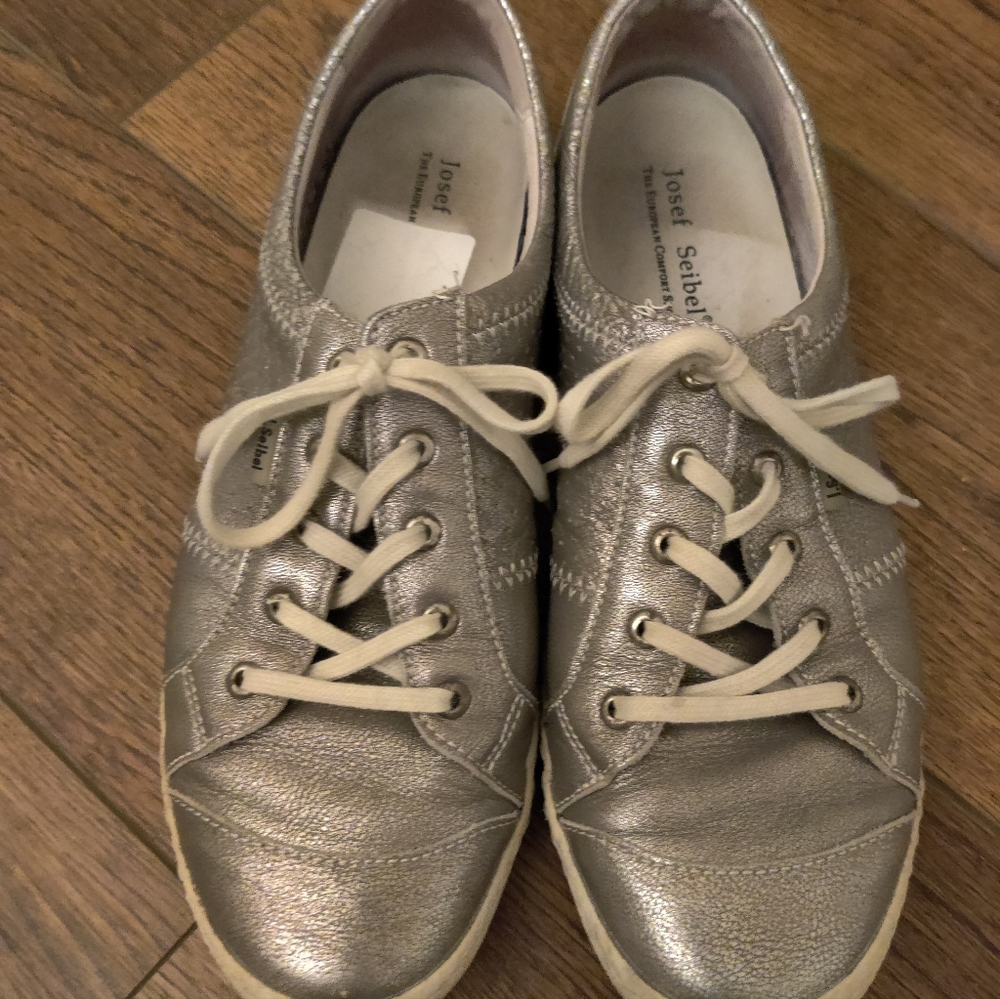 Joseph Seibel Women's shoe